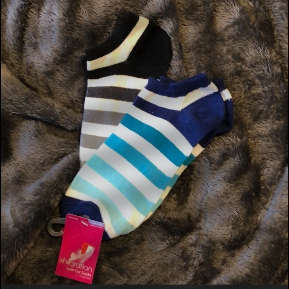 Two Pairs of Women’s Striped Ankle Socks One Size Fits Most